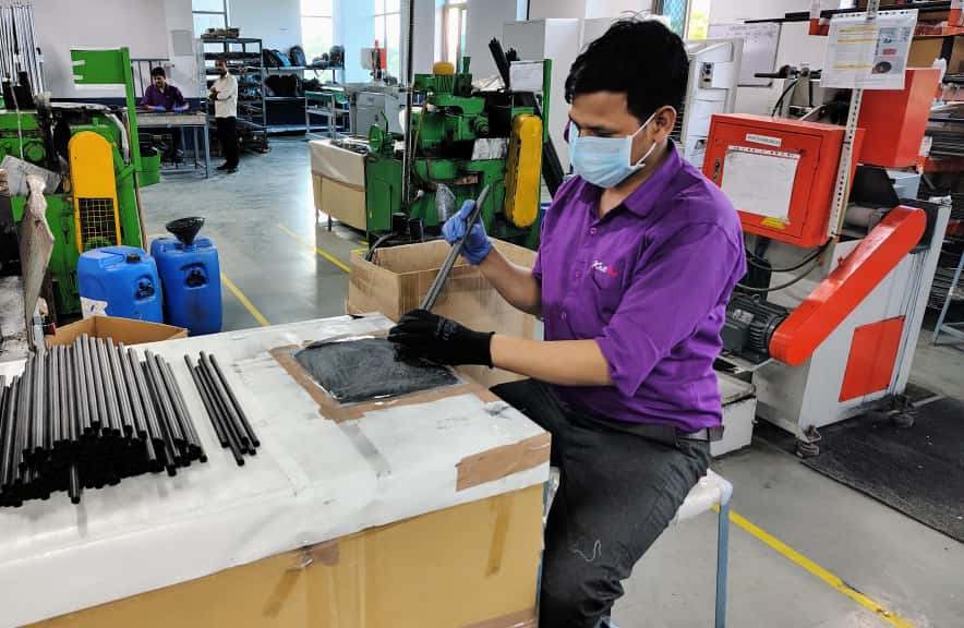 Carbon fibre rod packing